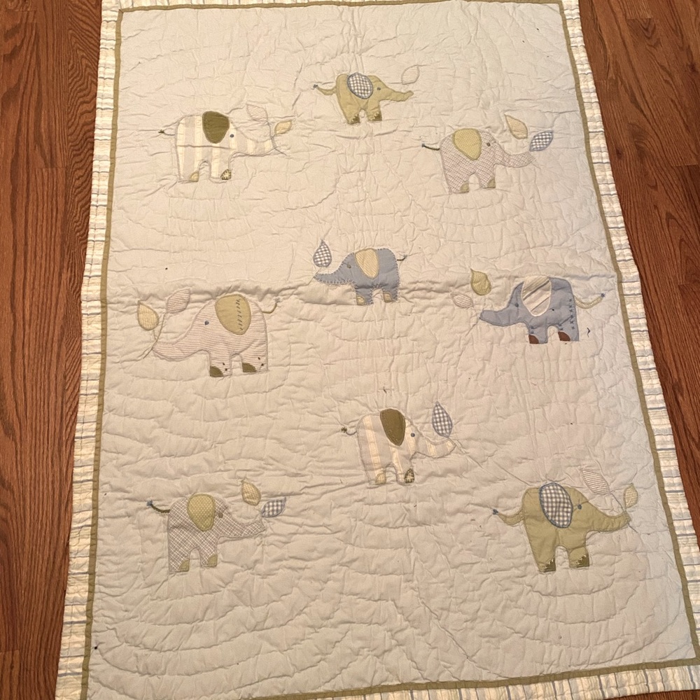Pottery Barn Kids baby quilt. Eli Elephant pattern. Quilt Only - fits crib.